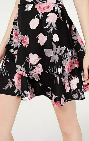 Speechless Juniors Halter Floral Scuba D BlackPink - Picture 3 of 4